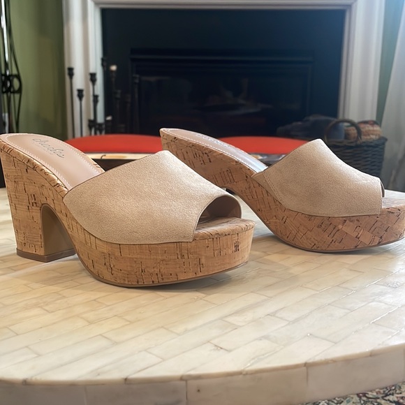 NWOT Charles by Charles David Deploy Slide Sandal Size 7.5 - Picture 15 of 15